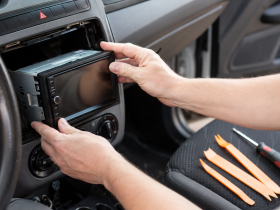 changer son autoradio soi-même